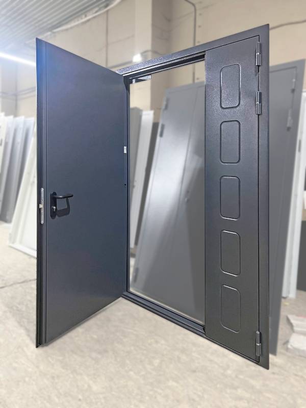 Дверь с рисунком на металле Дверь с рисунком на металле