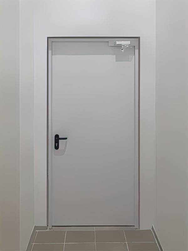 Внутренняя сторона однопольной двери (ул. 7-я Кожуховская) Внутренняя сторона однопольной двери (ул. 7-я Кожуховская)